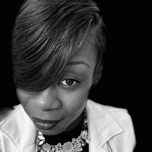 Meet your Posher, Eboneigh